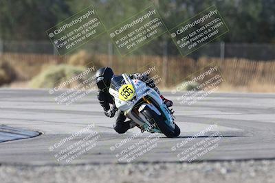 media/Oct-04-2025-CVMA (Sat) [[408bcdd6e4]]/Race 15-Femmewalla-Femmewalla UL/